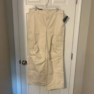 Wild Fable High Rise Cargo Pant‎ NWT, L Cream